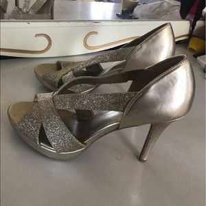 Fioni night sparkly heels